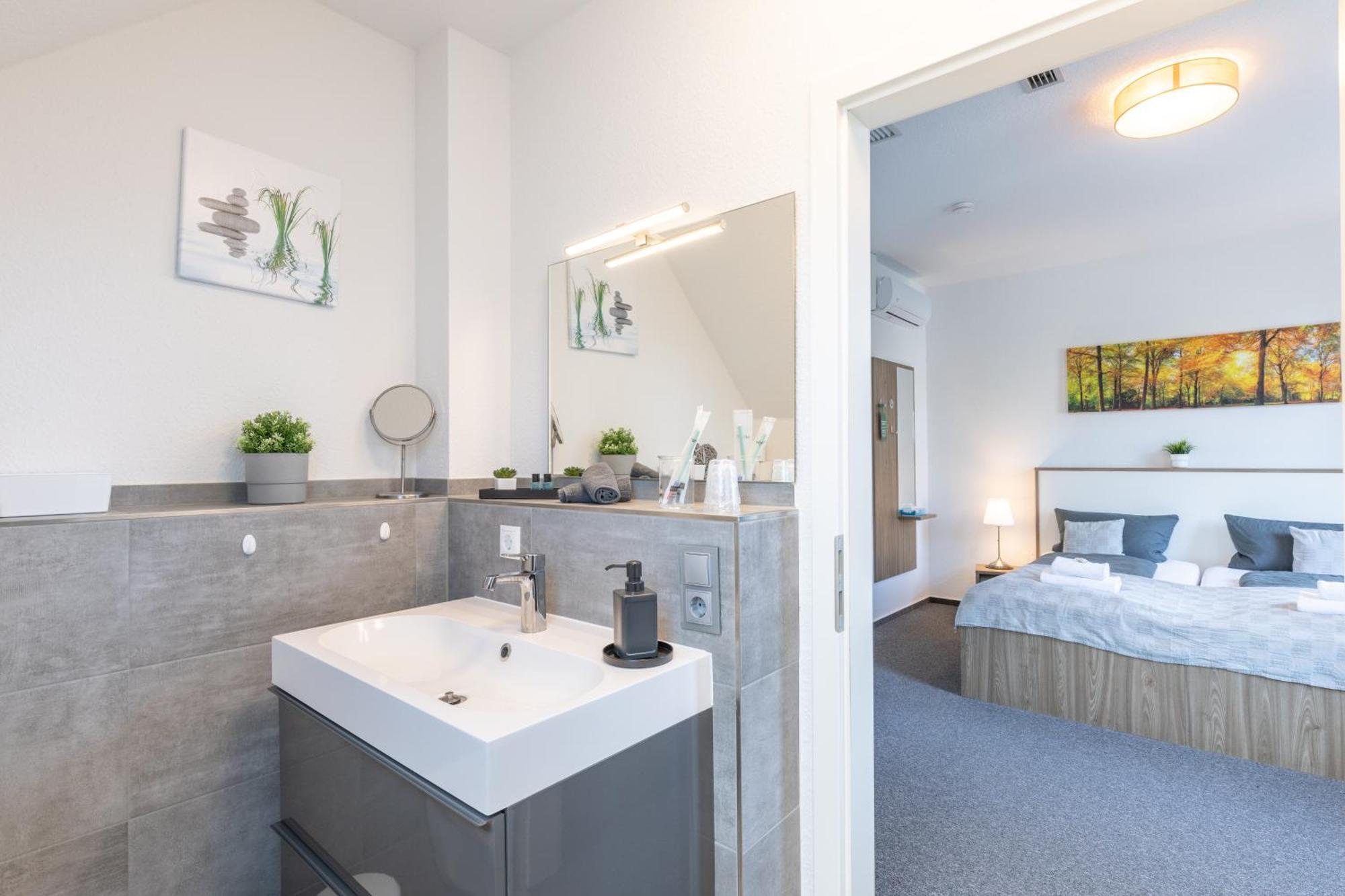 Gaestehaus Wahnbek Rastede Bagian luar foto